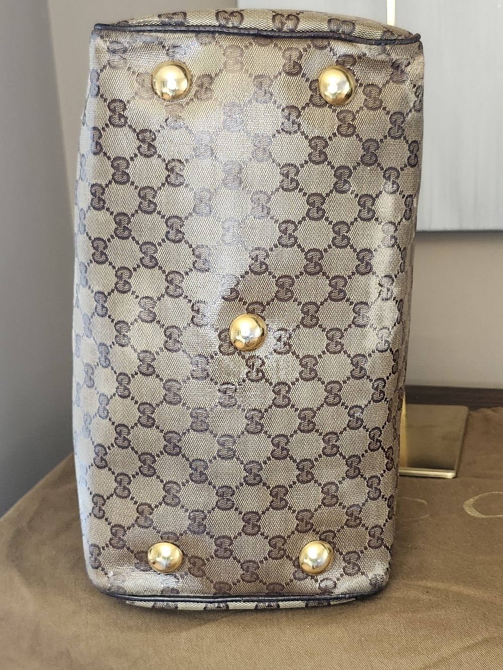 Gucci GG Crystal Babouska Hysteria Boston Bag featuring heart-shaped charm - Picture 7 of 16